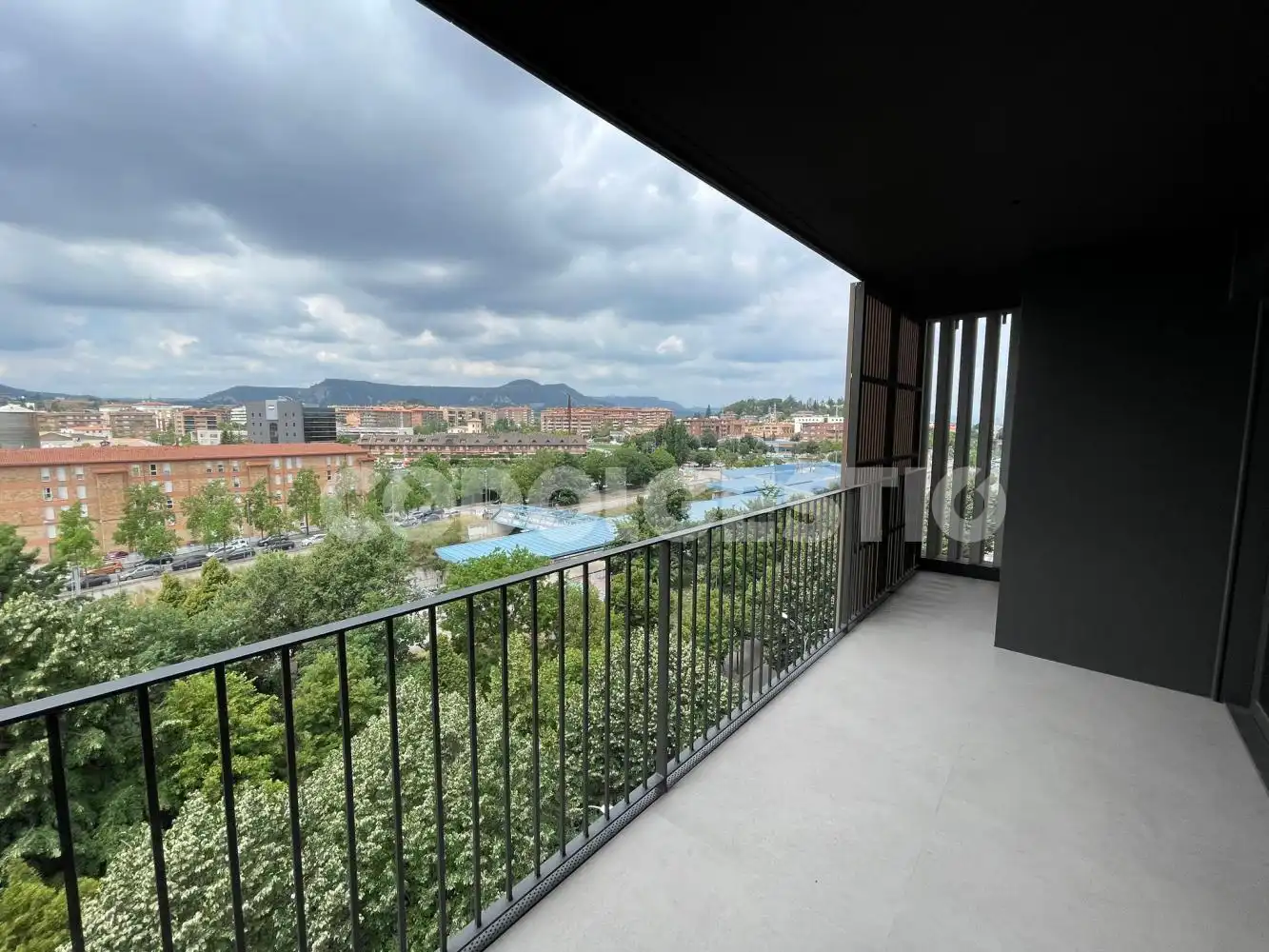 Flat for rent in Mossèn Gudiol, 9, Centre