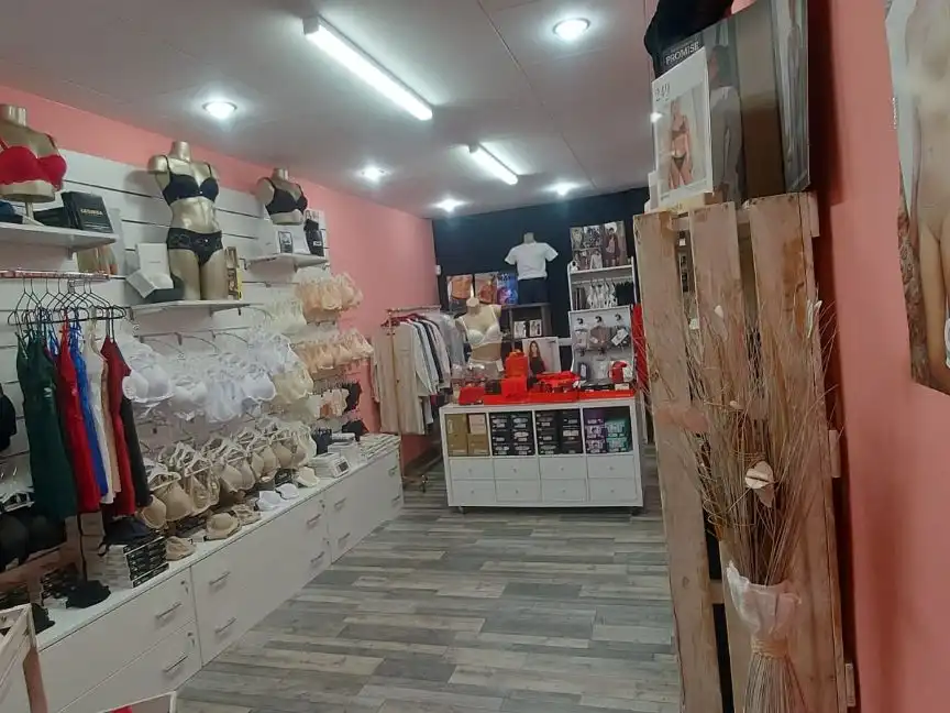 Local comercial en traspaso en Carrer de Cuba 29, imagen 21