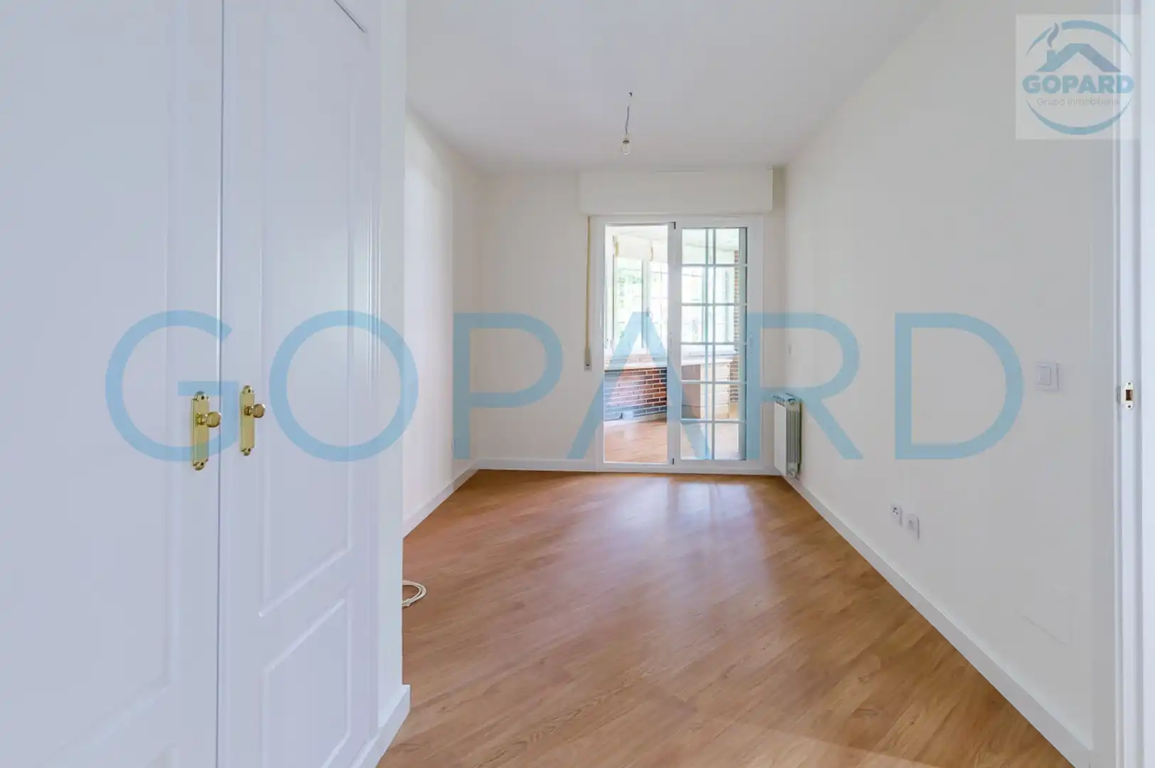 Bedroom of Duplexes for rent in Majadahonda  with Air Conditioner, Heating and Private garden