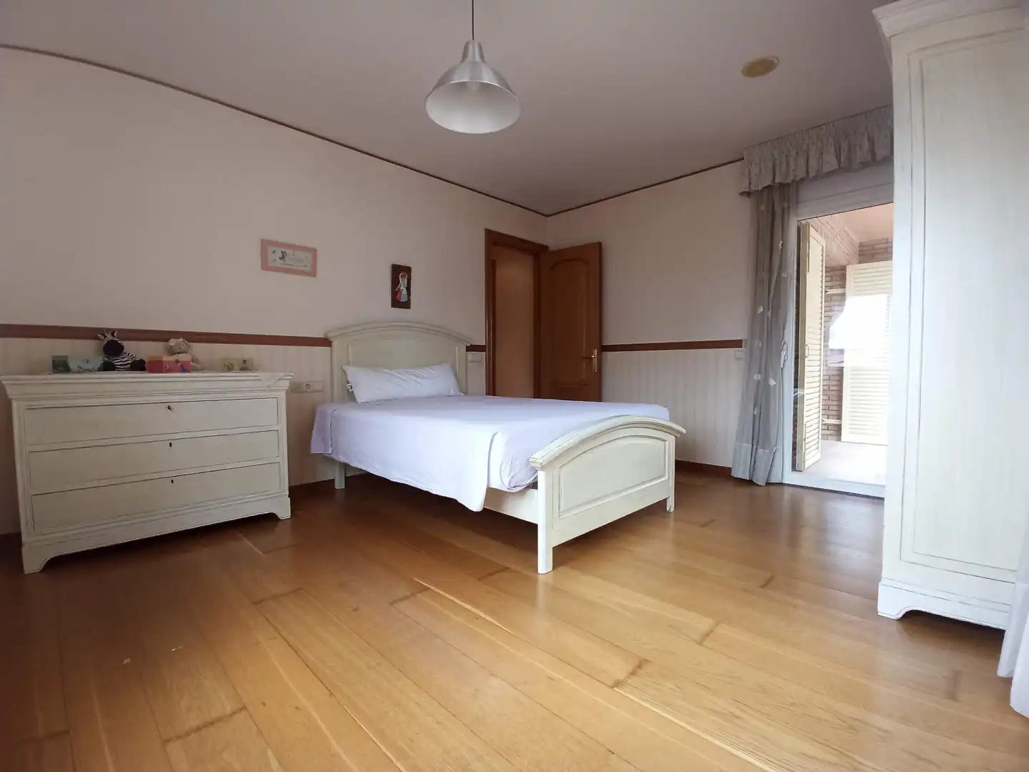 Dormitori de Casa o xalet en venda en Cervià de Les Garrigues amb Calefacció, Jardí privat i Parquet