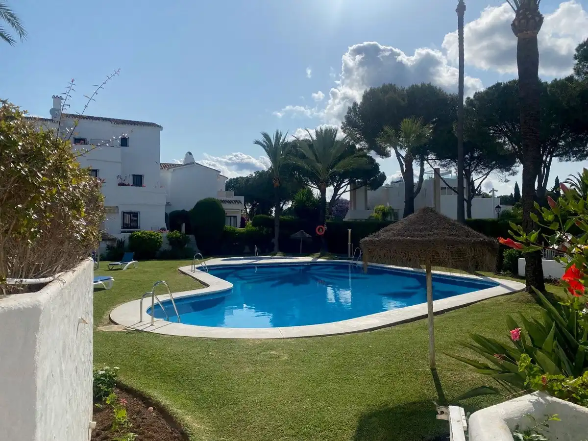 Reihenhaus zum Verkauf in Nueva Andalucía, imagen 15