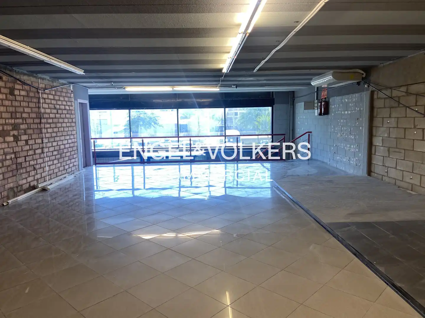 Fabrikhallen zum Verkauf in El Prat de Llobregat