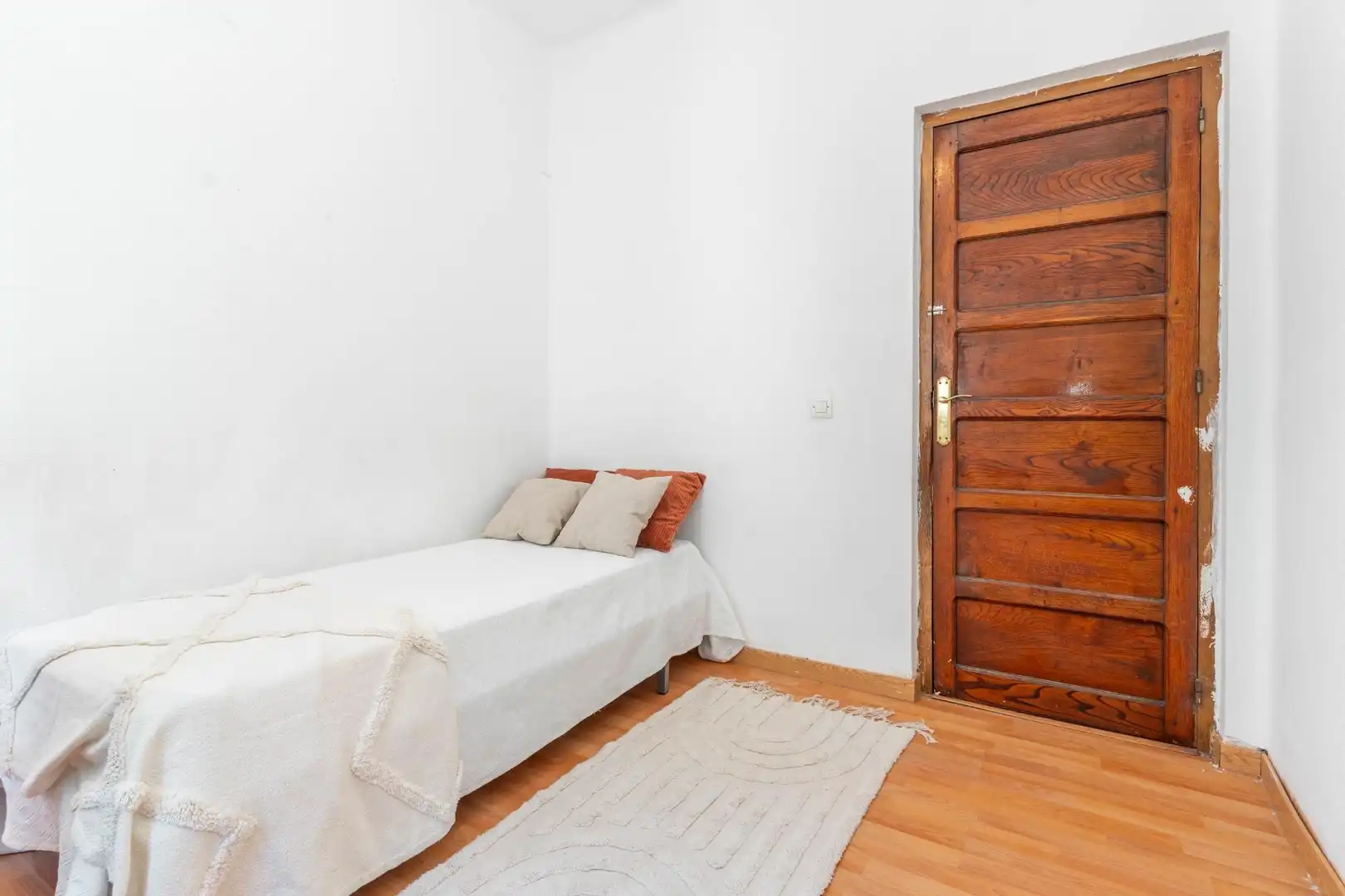 Bedroom of Flat for sale in Avilés  with Heating and Storage room