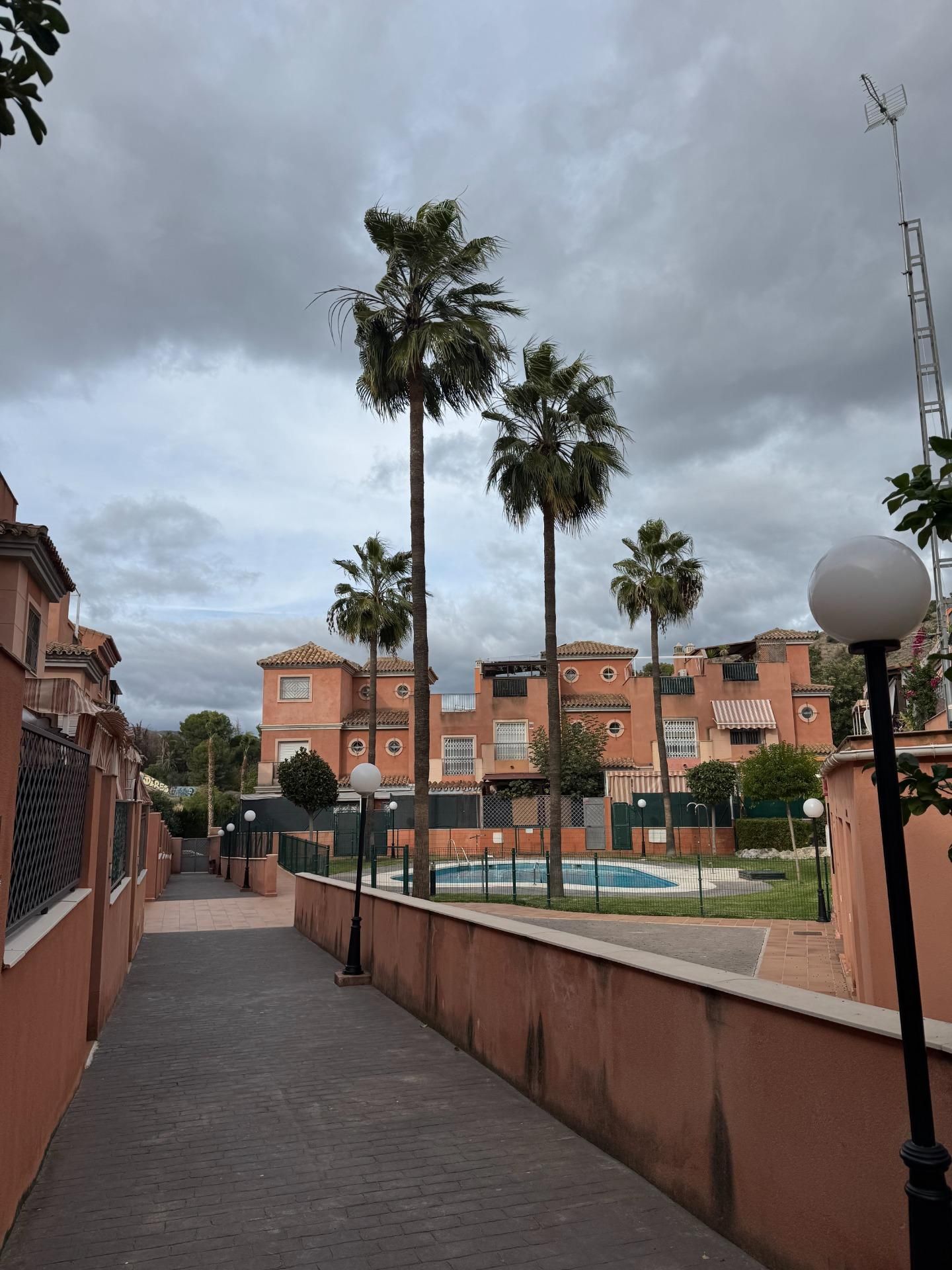 Exterior view of Single-family semi-detached for sale in Málaga Capital  with Private garden, Terrace and Balcony