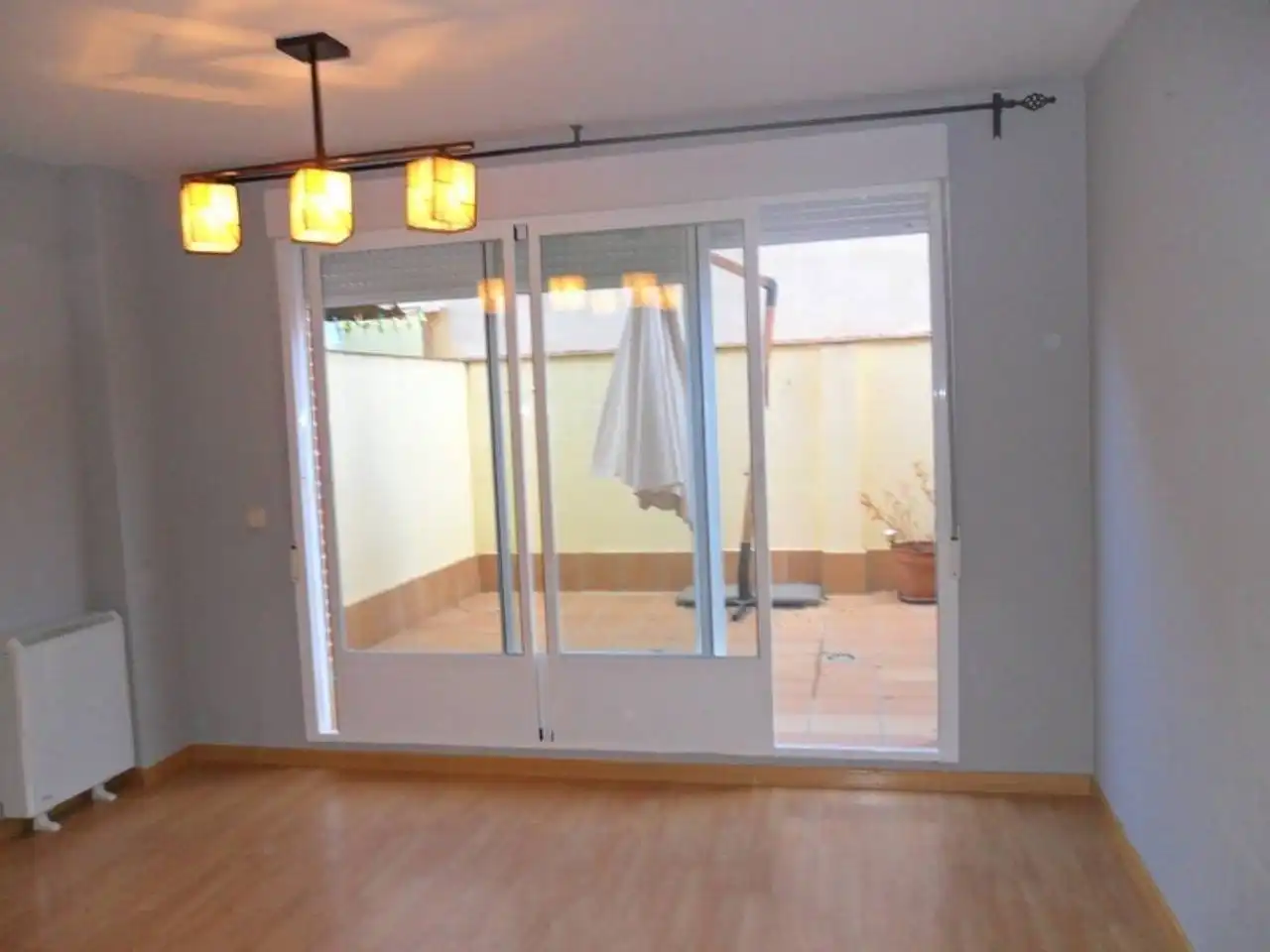 Piso en venta en Calle PABLO PICASSO7, Valdeavero