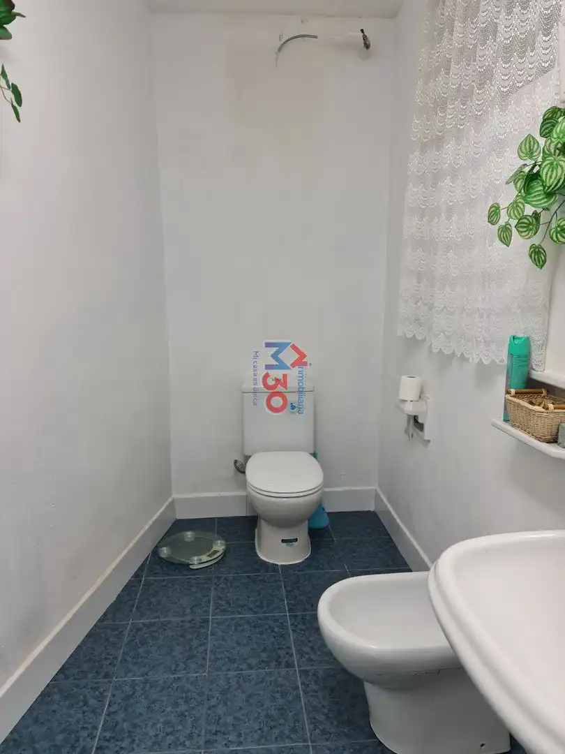 Bathroom of Houses for sale in Santa Gadea del Cid  with Storage room