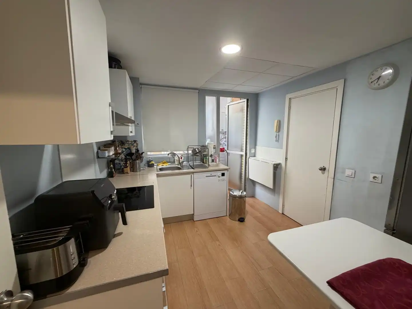 Kitchen of Flat for rent in Sevilla  with Air Conditioner, Terrace and Furnished