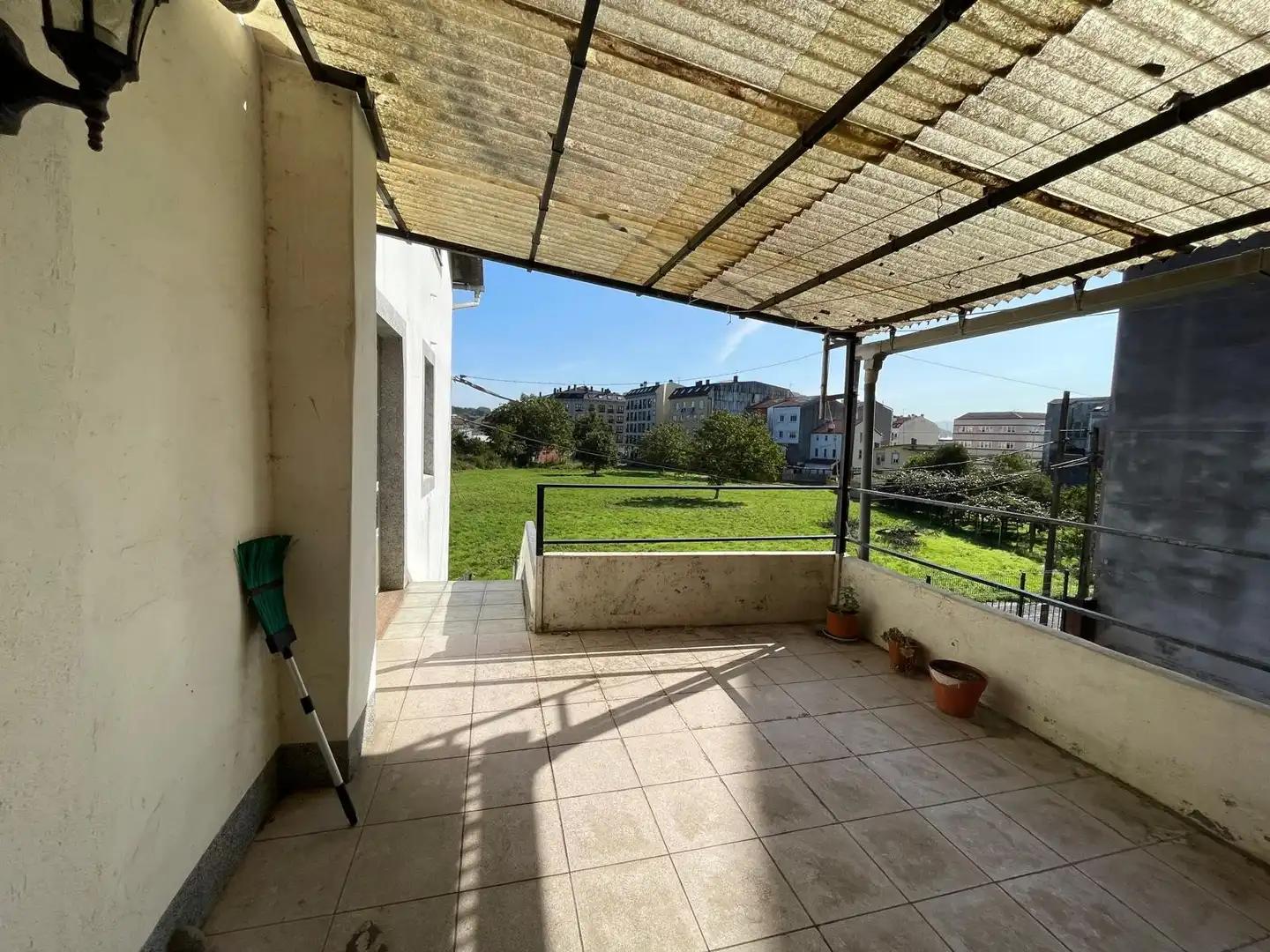 Terrassa de Casa o xalet en venda en Narón amb Calefacció, Jardí privat i Terrassa