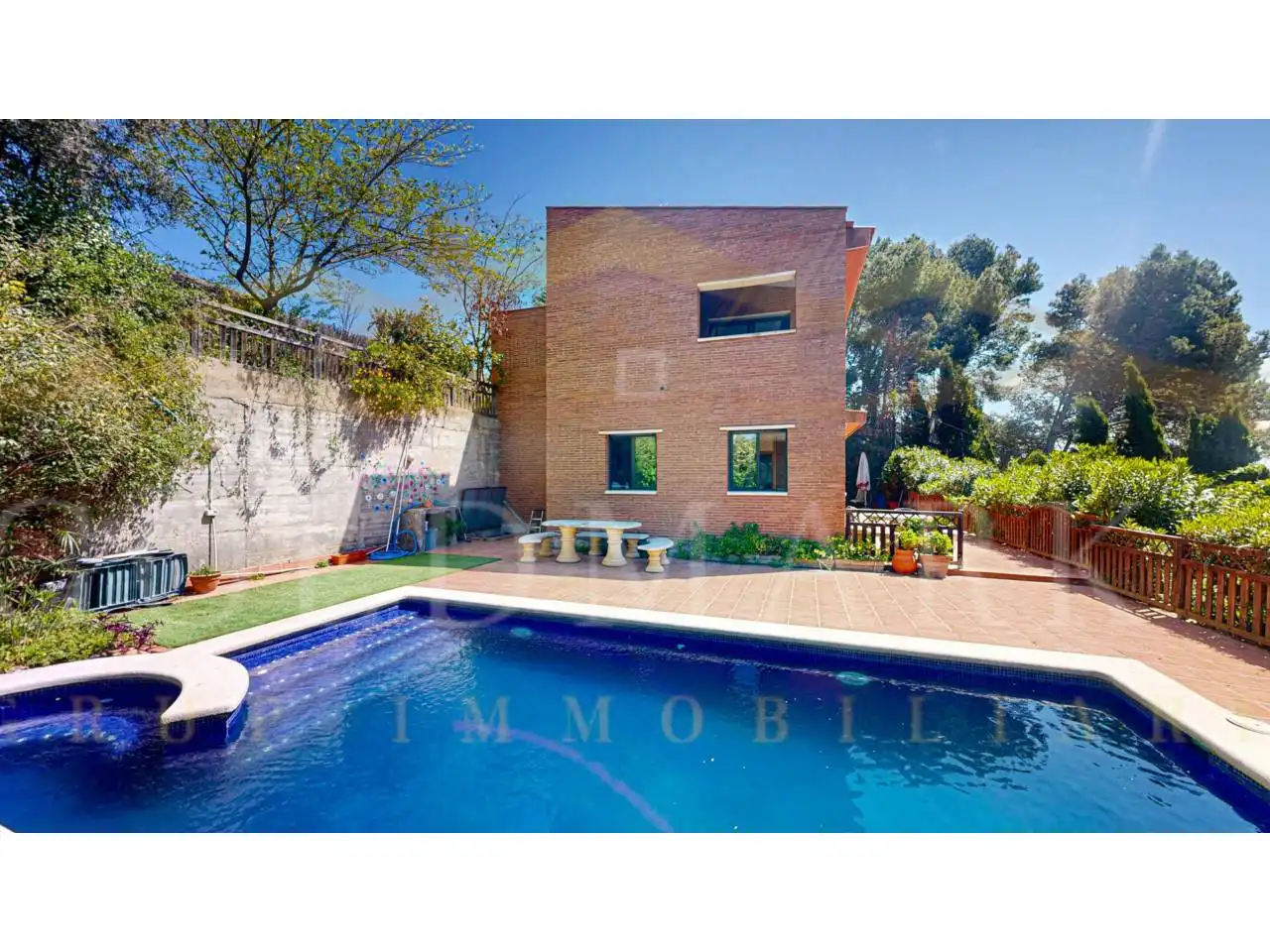 Haus oder Chalet zum Verkauf in Calle Tomàs Guerrero, 26, Corbera de Llobregat