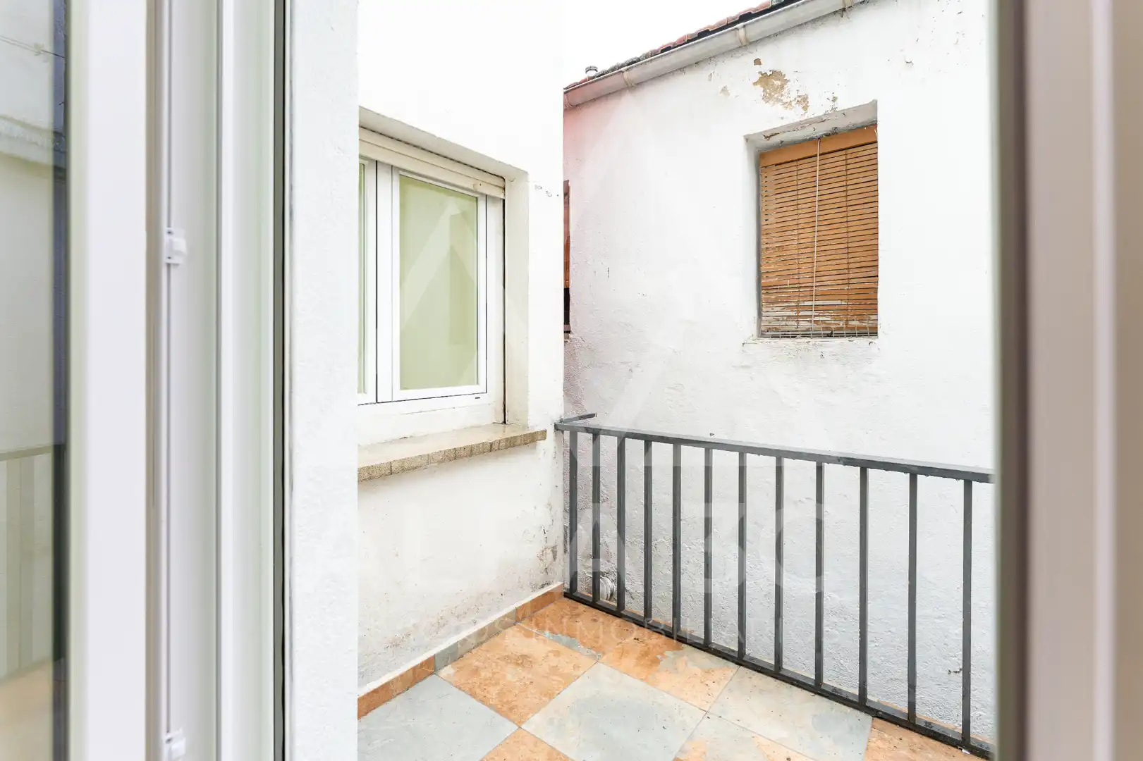 Terrasse von Wohnung zum Verkauf in Miraflores de la Sierra mit Heizung, Terrasse und Ofen
