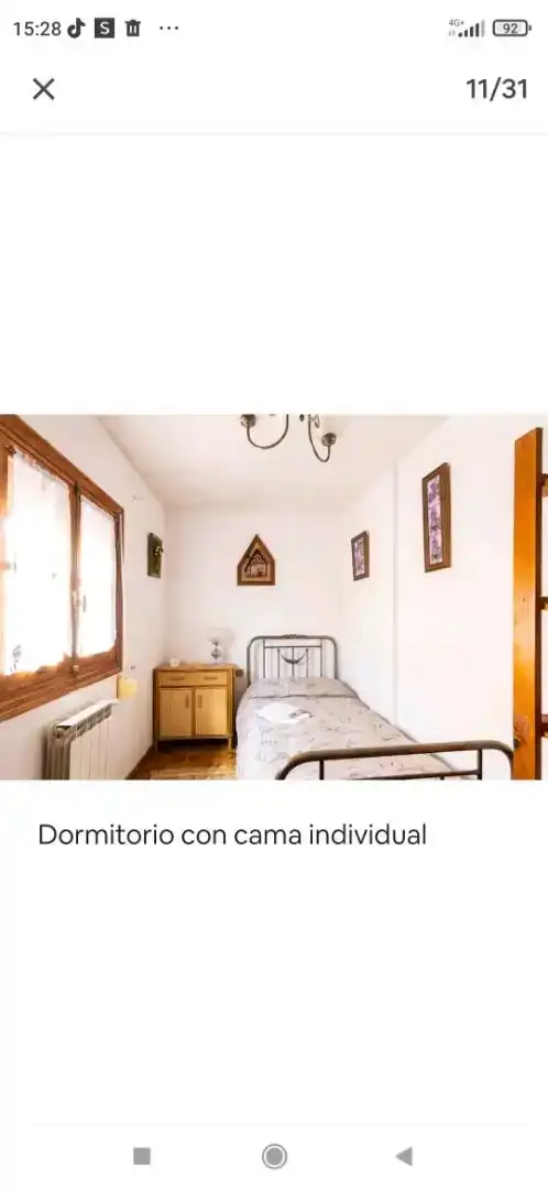 Dormitori de Casa adosada en venda en Medinaceli amb Jardí privat, Moblat i Forn