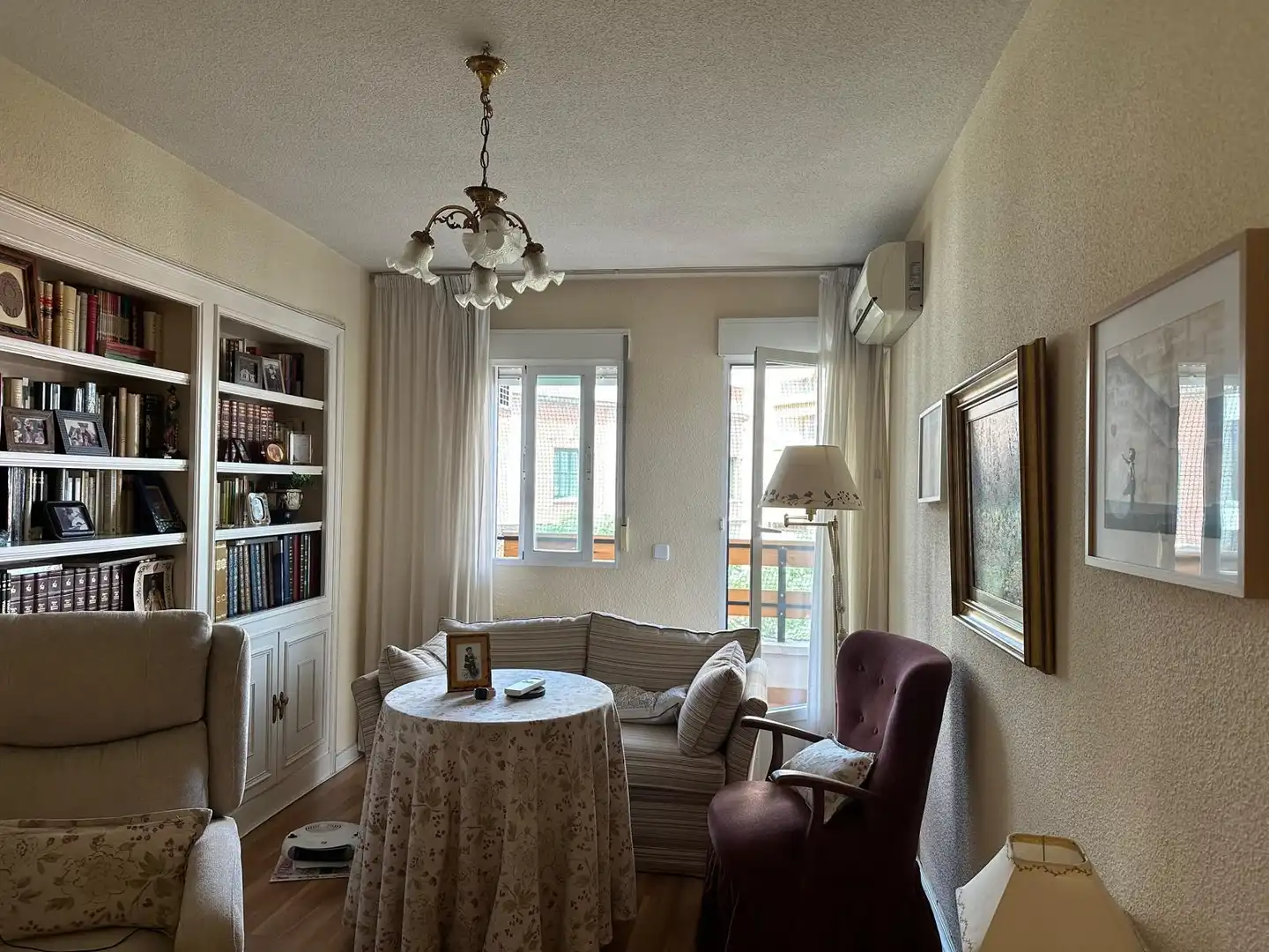Wohnzimmer von Wohnung zum Verkauf in Ciudad Real mit Klimaanlage, Heizung und Terrasse