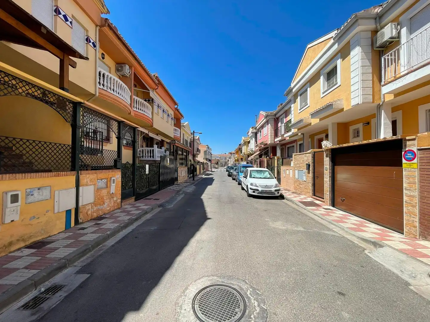 Exterior view of Houses for rent in Armilla  with Air Conditioner and Washing machine