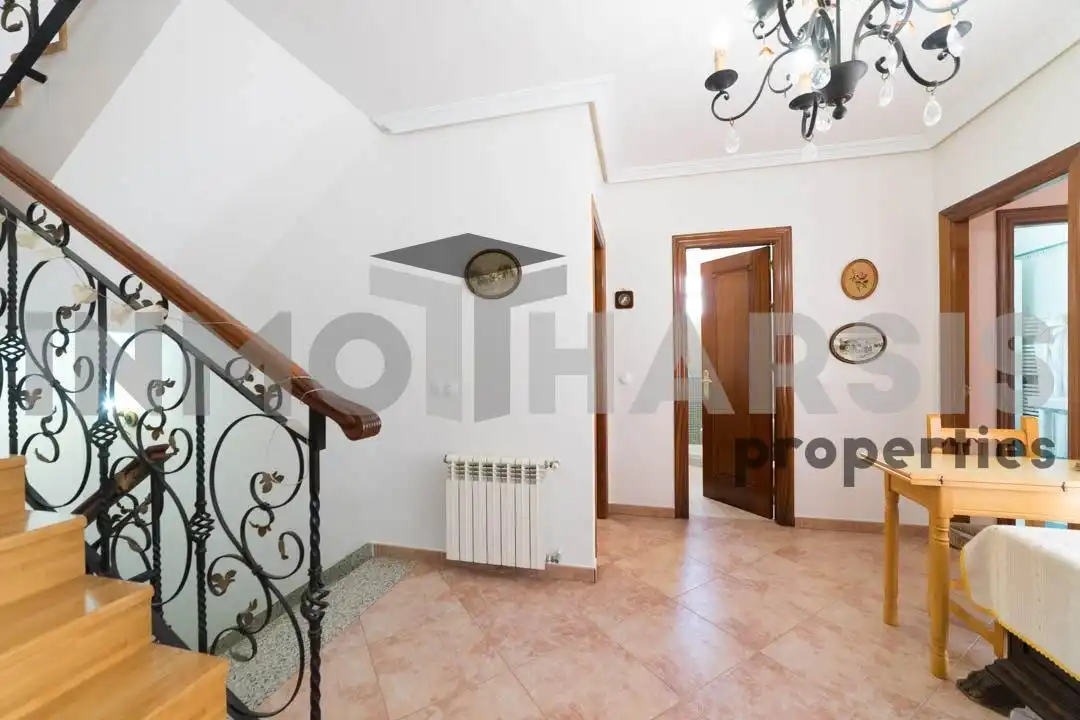 Villa mit Terrasse zum Verkauf in AVIACION (U) 1, imagen 35