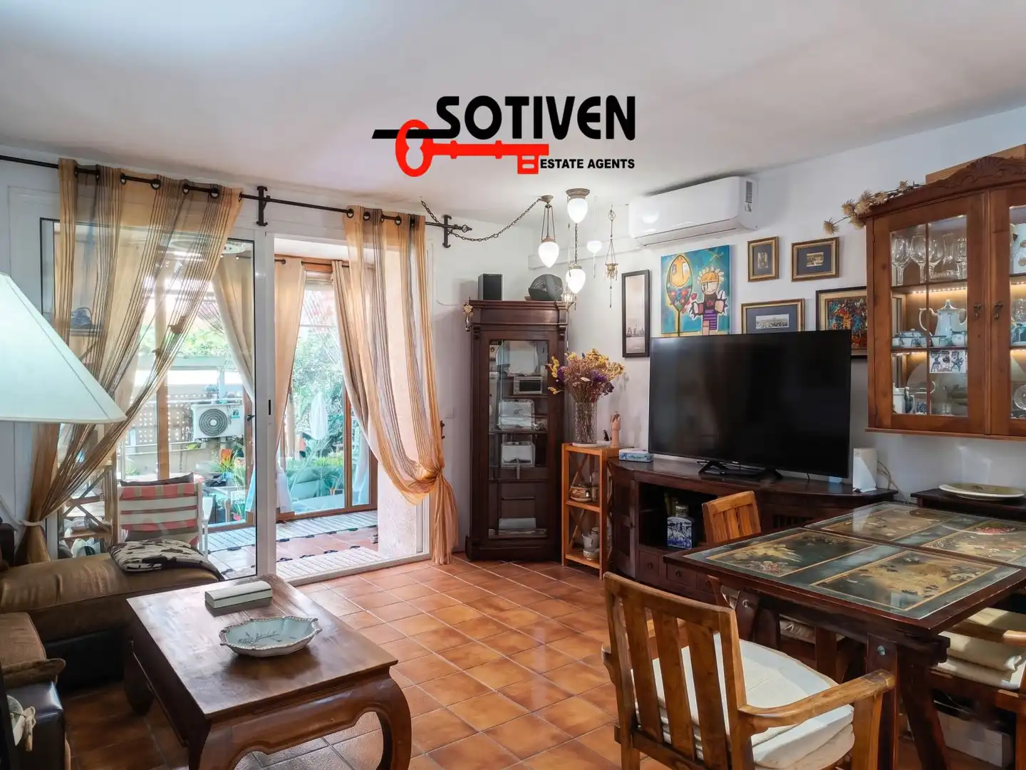 Sala de estar de Dúplex en venta en Granadilla de Abona con Terraza y Piscina comunitaria