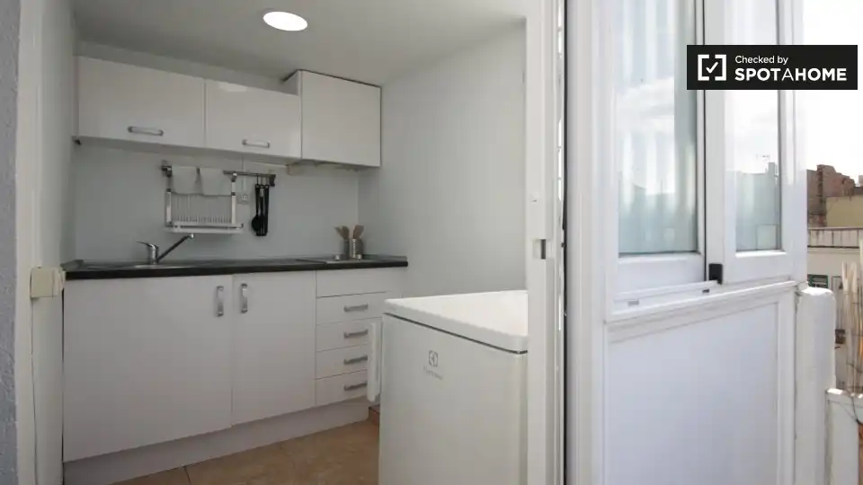 Flat for rent in El Raval