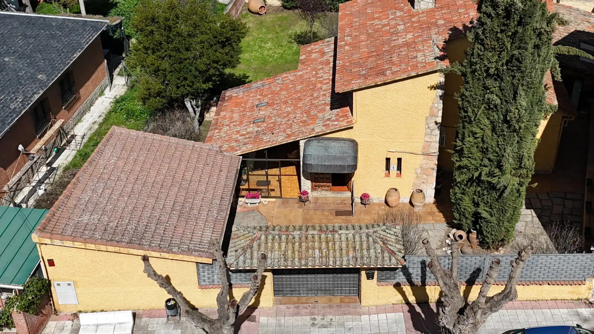 Vista exterior de Casa o xalet en venda en Talamanca de Jarama amb Calefacció, Jardí privat i Forn