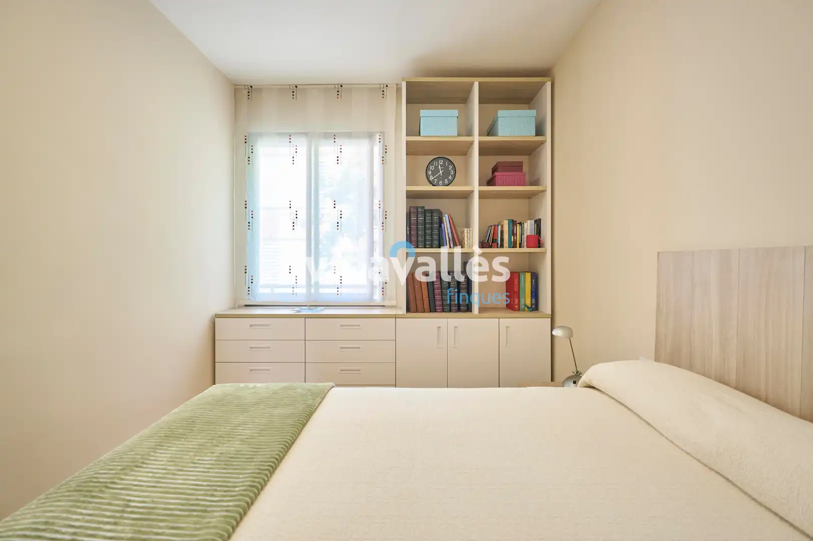 Schlafzimmer von Wohnung zum Verkauf in Barcelona mit Klimaanlage, Heizung und Terrasse