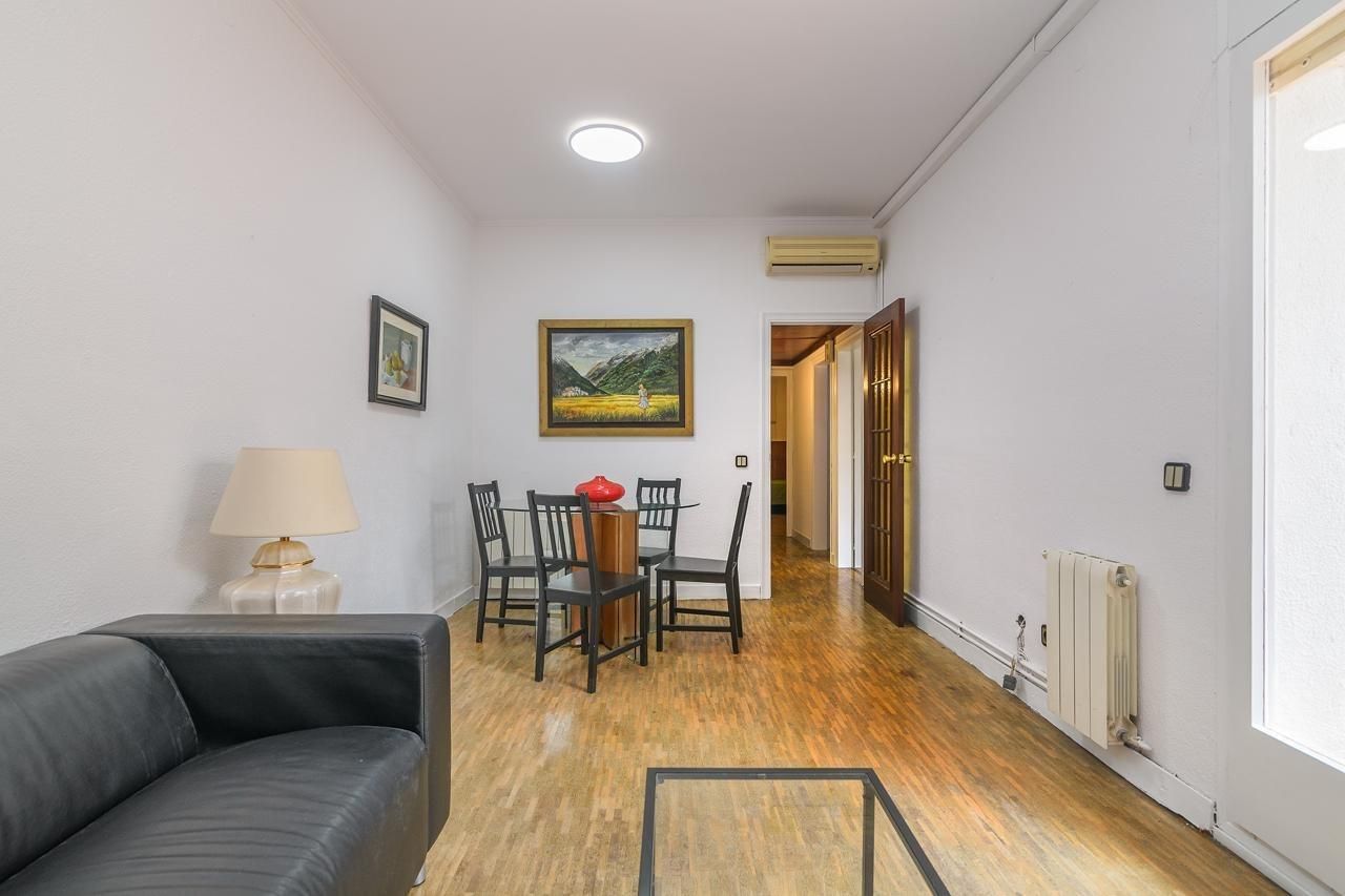 Dining room of Flat for sale in  Barcelona Capital  with Air Conditioner, Heating and Terrace
