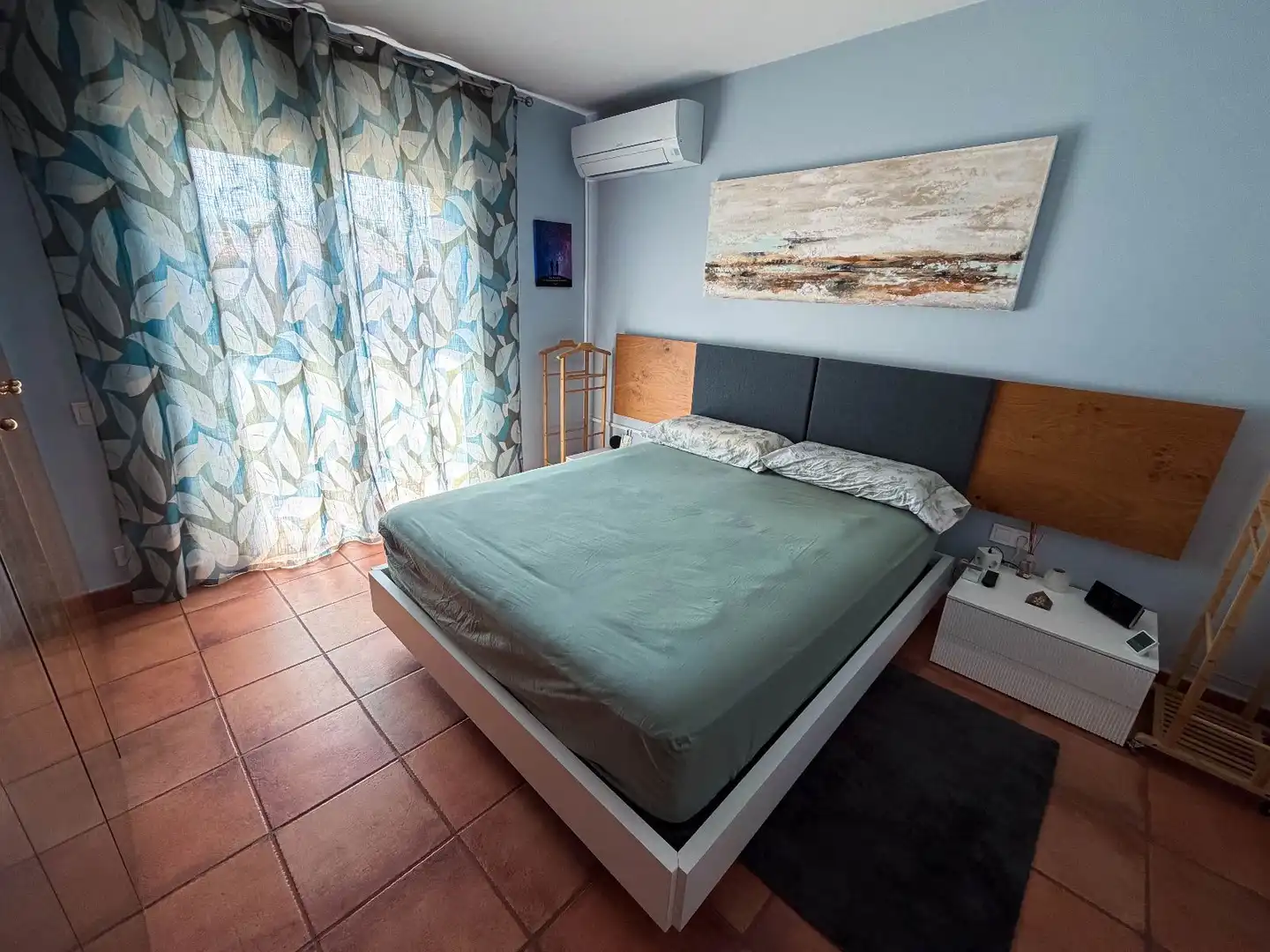 Bedroom of Houses for sale in Roda de Berà  with Air Conditioner, Heating and Terrace