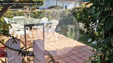 Foto 5 de Casa adosada en venda a Fenals, Girona