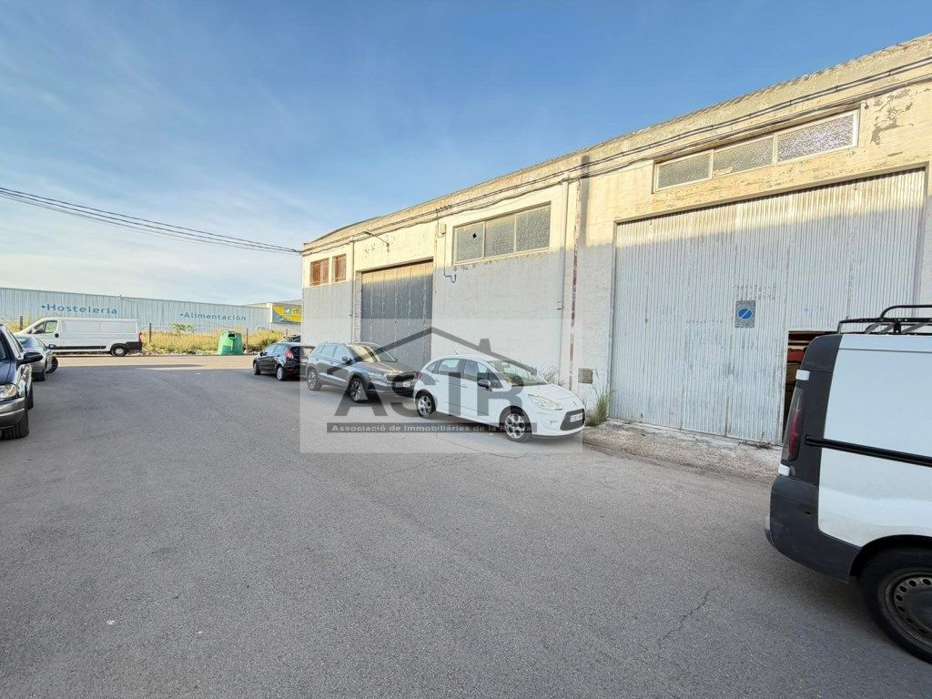 Exterior view of Industrial buildings for sale in Alzira