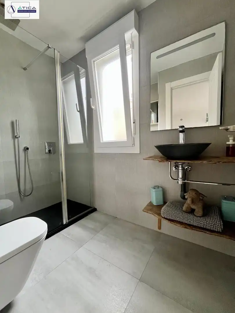 Bany de Apartament en venda en Miengo amb Terrassa i Moblat