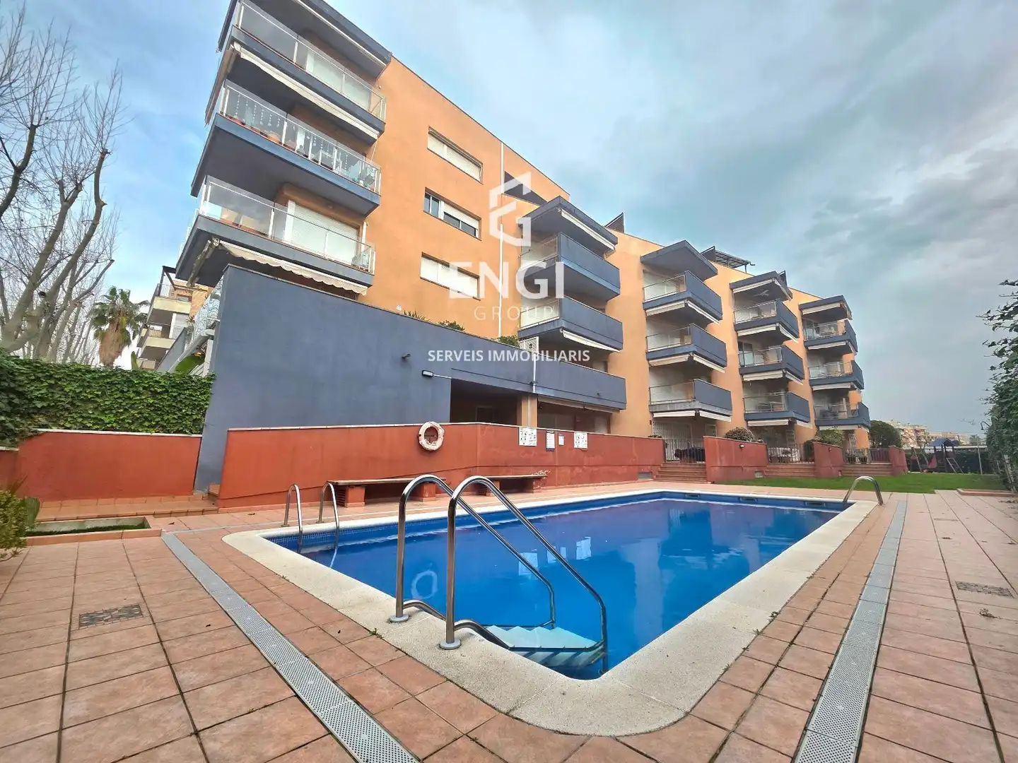 Duplex con piscina in vendita a Mediterrani del