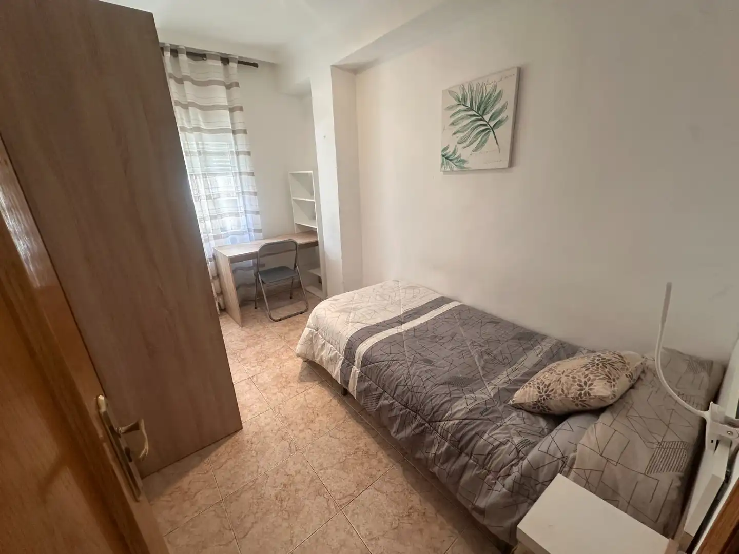 Habitación de Piso de alquiler en Cuenca con Calefacción, Amueblado y Horno