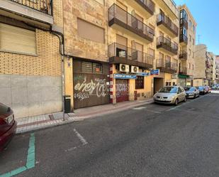 Exterior view of Garage for sale in Salamanca Capital