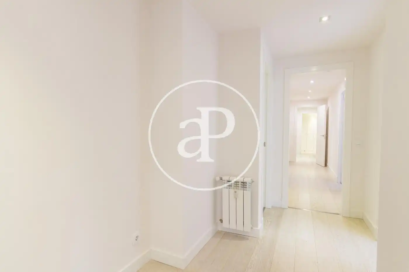 Piso de alquiler en Madrid con Aire acondicionado, Calefacción y Jardín privado