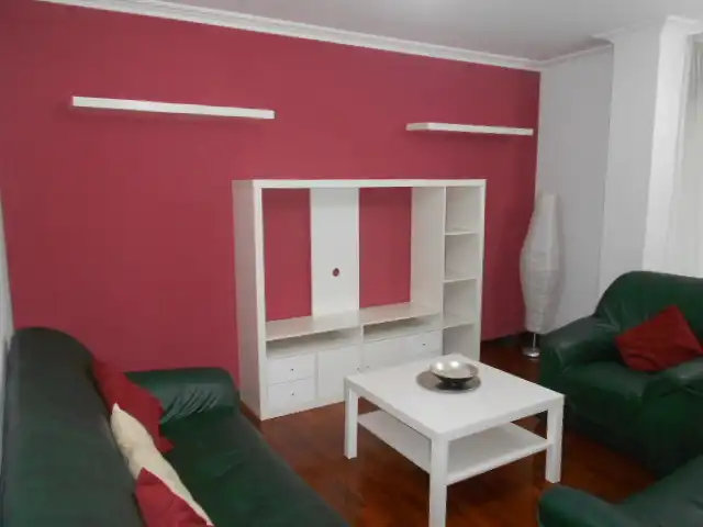 Sala d'estar de Pis de lloguer en Ames amb Calefacció, Terrassa i Traster
