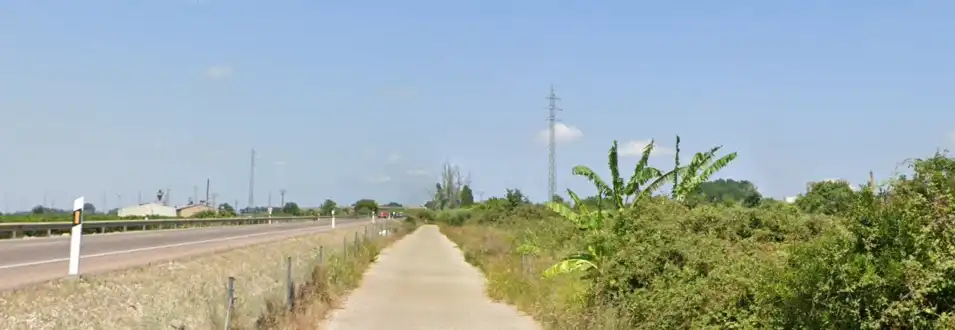 Terreny industrial en venda en Carcaixent