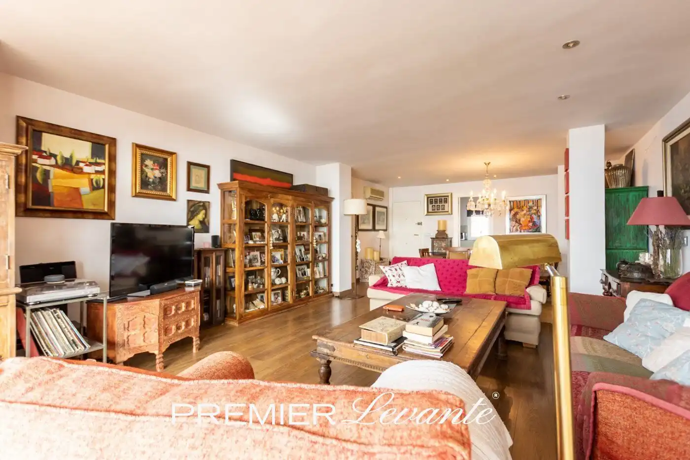 Sala de estar de Piso en venta en Alicante / Alacant con Aire acondicionado, Calefacción y Jardín privado