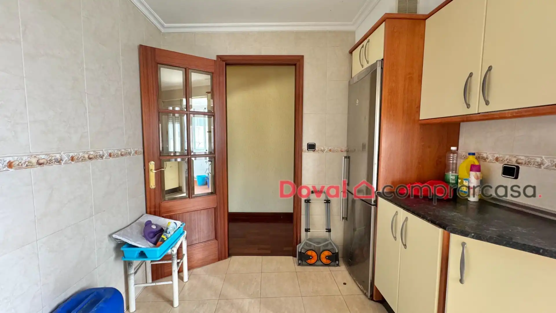 Kitchen of Flat for sale in Vigo   with Parquet flooring