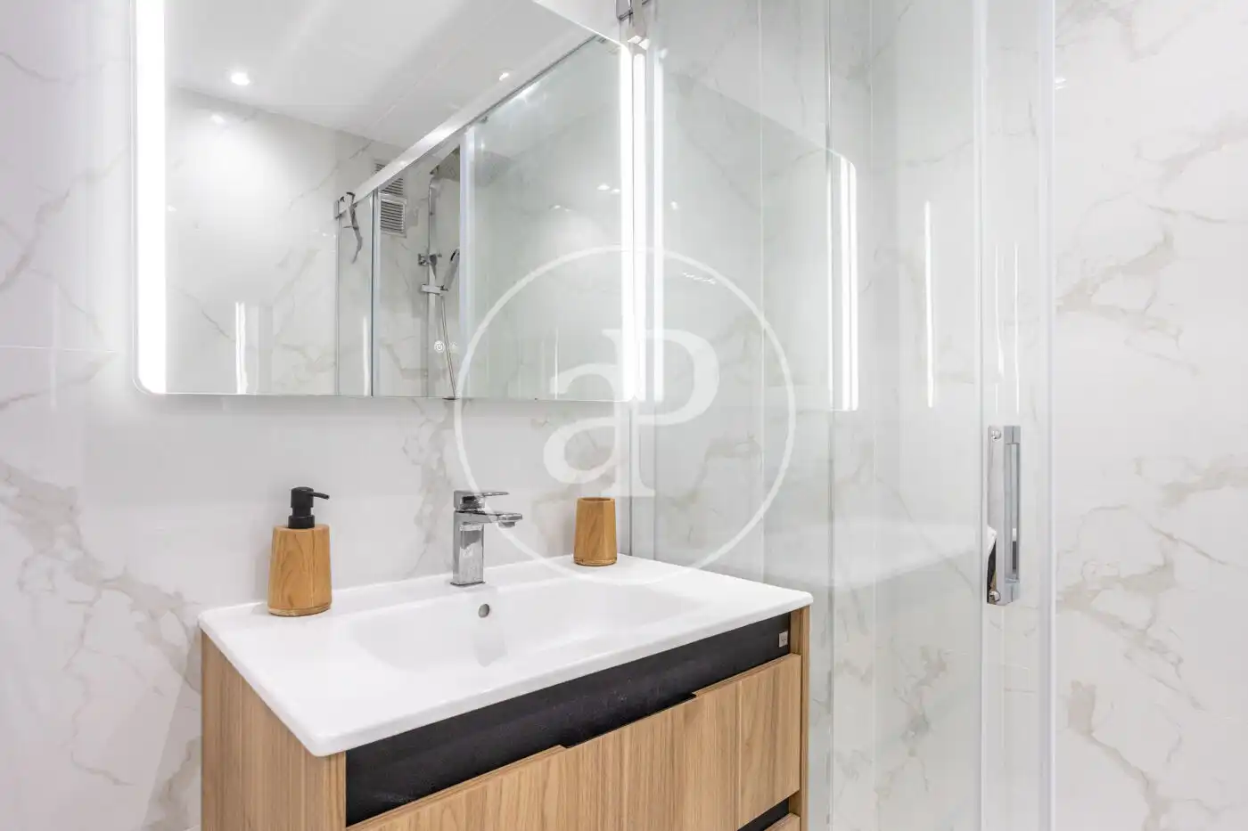 Bathroom of Flat for sale in Sueca  with Air Conditioner, Heating and Balcony