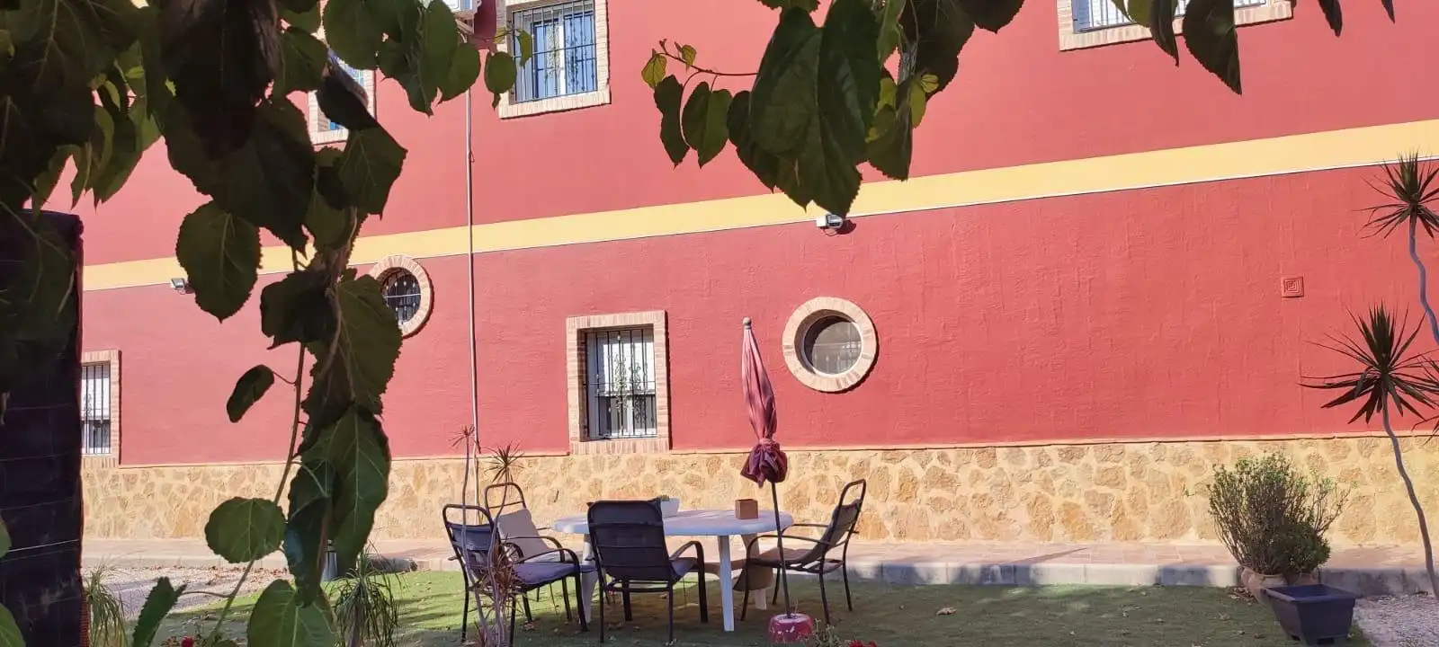 Jardí de Casa o xalet en venda en Orihuela amb Aire condicionat, Calefacció i Jardí privat