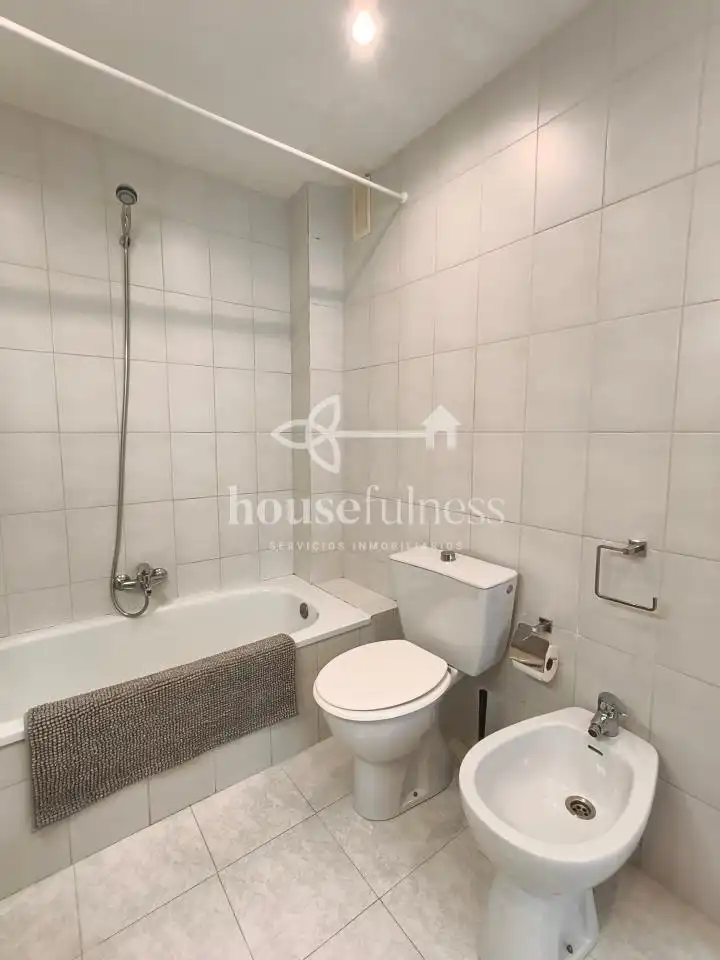 Baño de Piso de alquiler en Ferrol con Calefacción y Amueblado