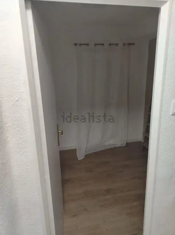 Dormitori de Pis de lloguer en Valencia amb Terrassa, Moblat i Forn