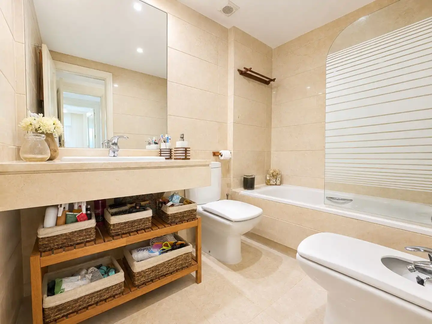 Baño de Apartamento en venta en Marbella con Jardín privado y Piscina comunitaria