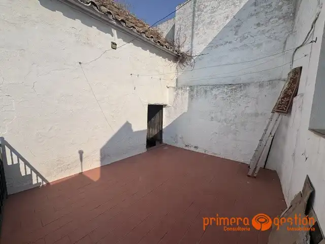 Vista exterior de Casa o chalet en venta en Carmona