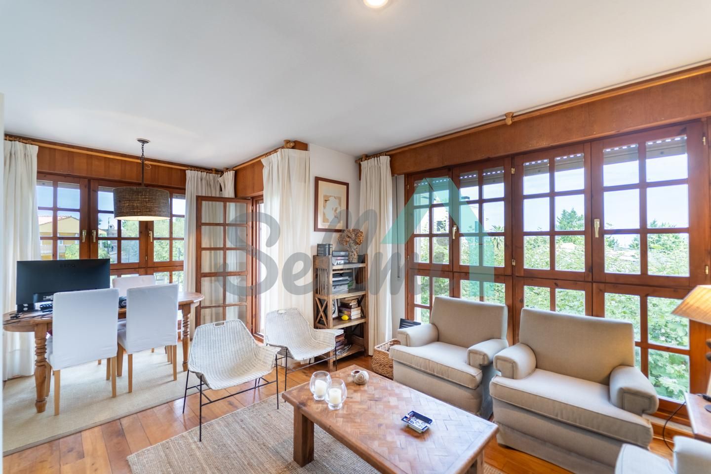Living room of Flat to rent in Llanes  with Heating, Parquet flooring and Terrace
