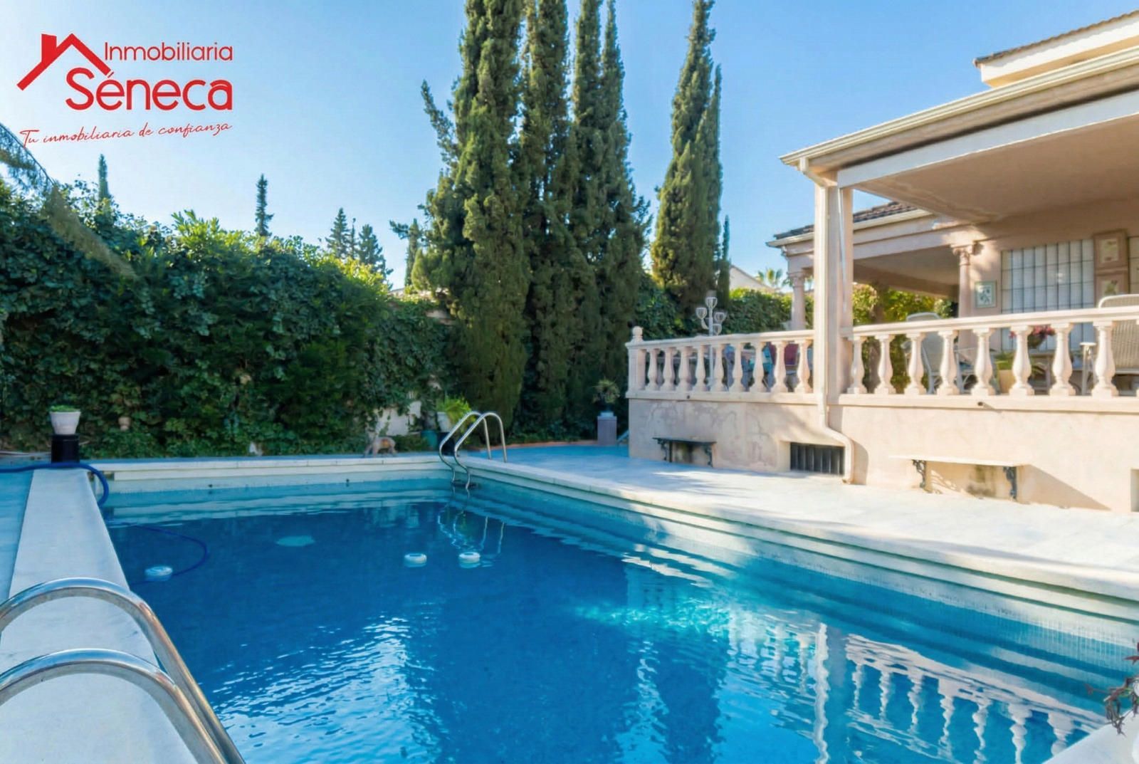 Jardín de Casa o chalet en venta en  Córdoba Capital con Aire acondicionado, Calefacción y Piscina