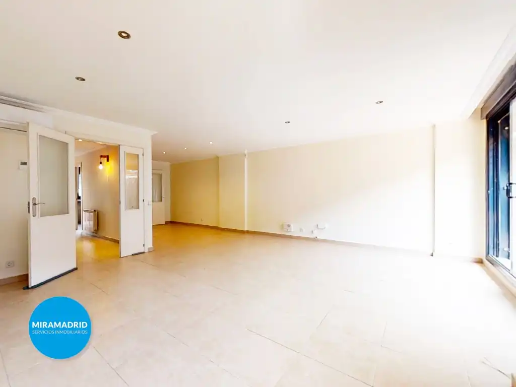 Casa adosada en venta en Paracuellos de Jarama con Aire acondicionado