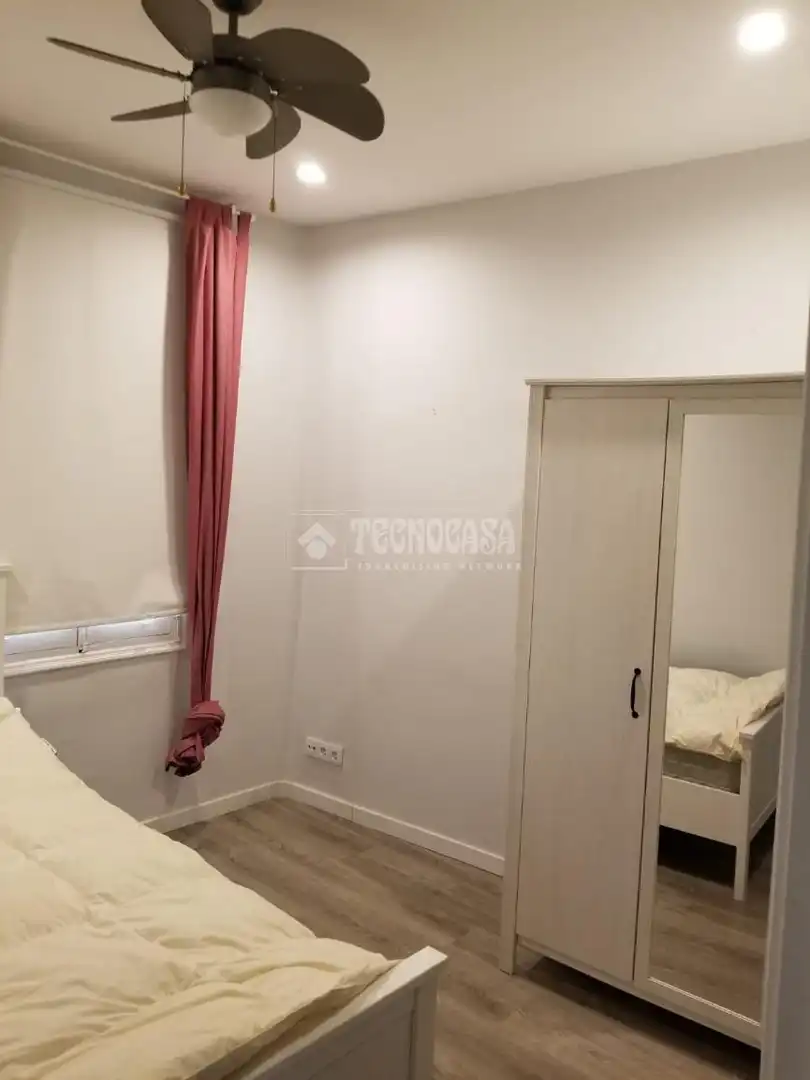 Habitación de Piso en venta en Madrid con Calefacción