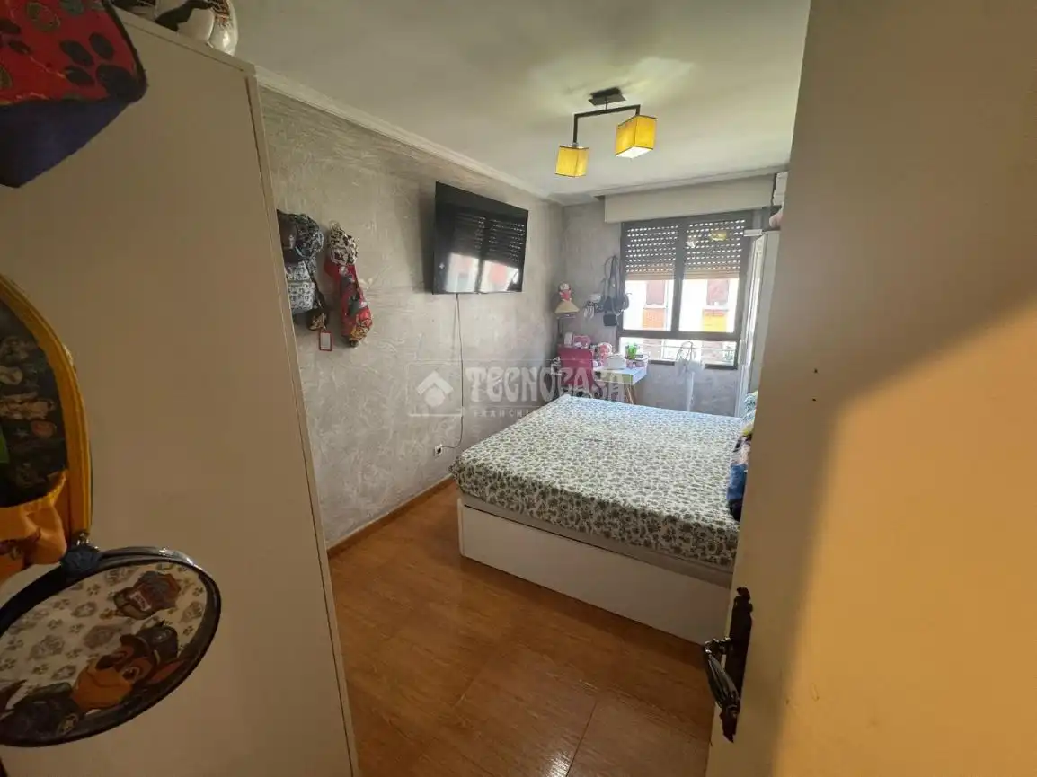 Habitación de Piso en venta en Bilbao  con Balcón