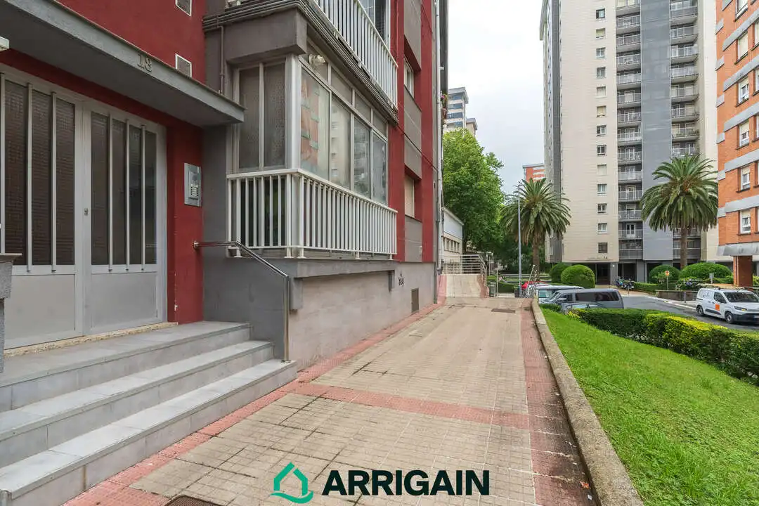 Piso en venta en Donostia - San Sebastián  con Calefacción y Terraza