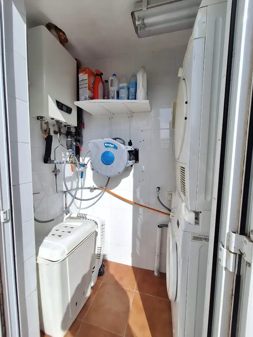 Bathroom of Houses for sale in La Línea de la Concepción  with Air Conditioner, Heating and Terrace