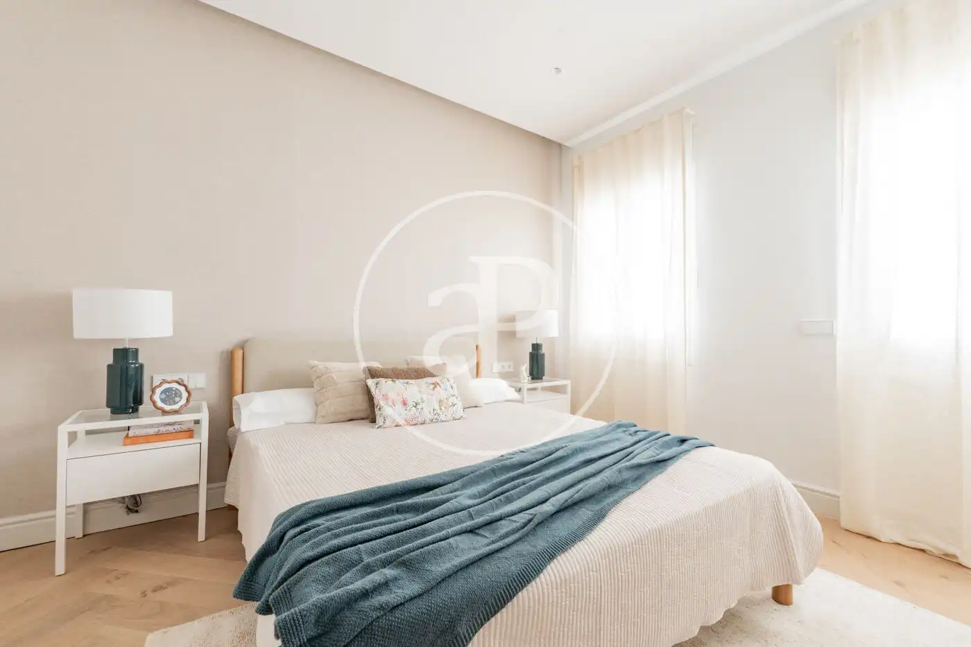 Bedroom of Attic for sale in Madrid  with Air Conditioner, Heating and Terrace