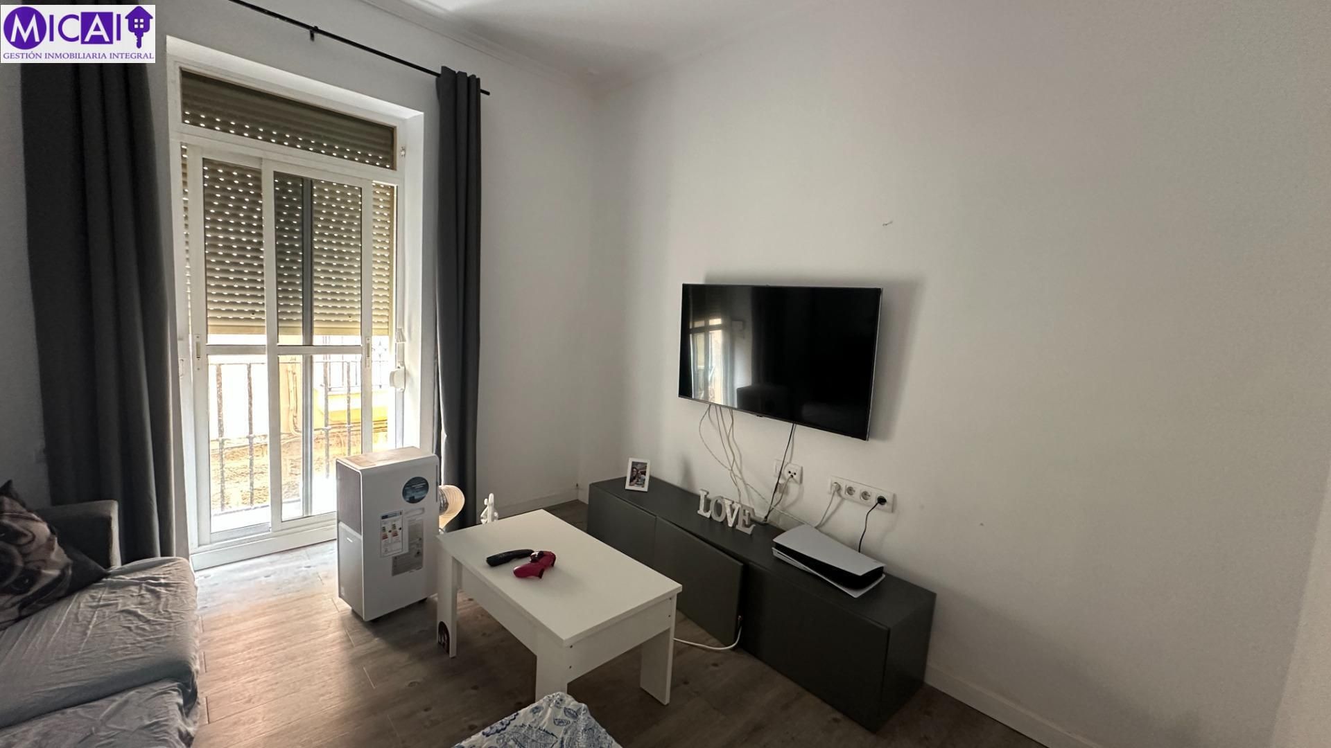 Sala d'estar de Pis en venda en  Cádiz Capital amb Traster i Balcó